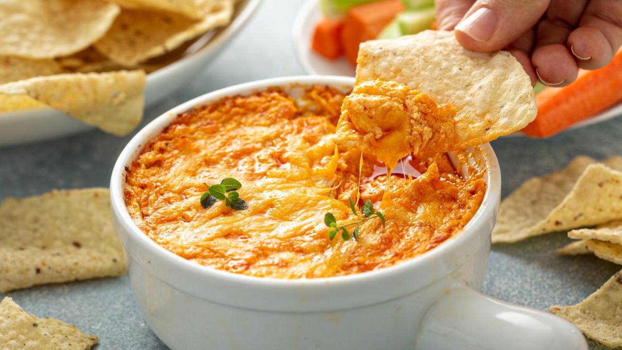 Adding More Of One Cheesy Ingredient Elevates The Texture Of Buffalo  Chicken Dip