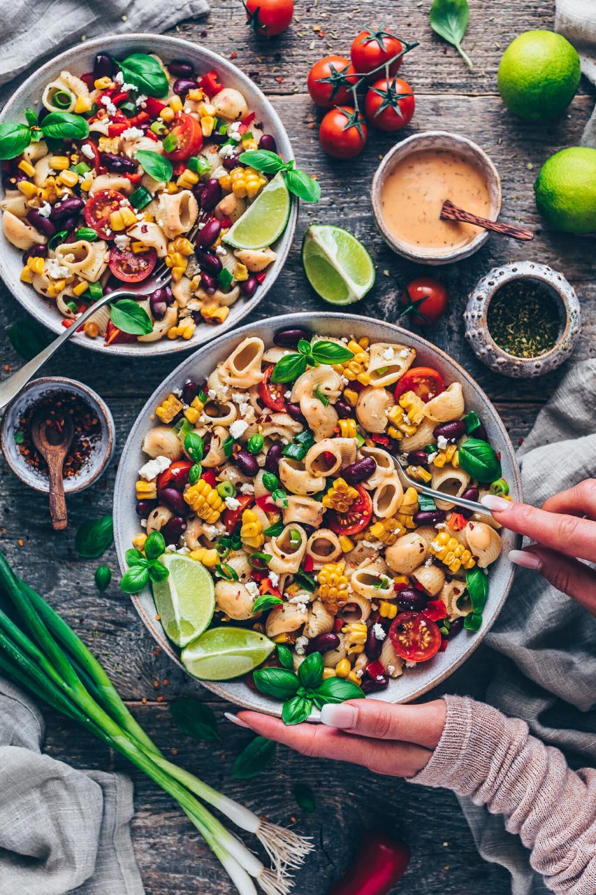 Mexican Pasta Salad with Chipotle Sauce | Vegan - Bianca Zapatka | Recipes