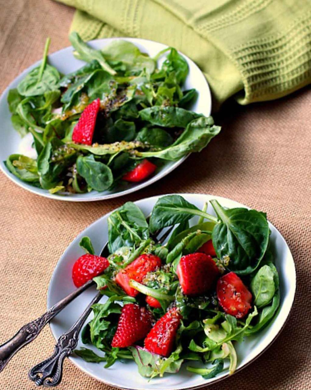 The Only Strawberry Spinach Salad Recipe You'll Ever Need